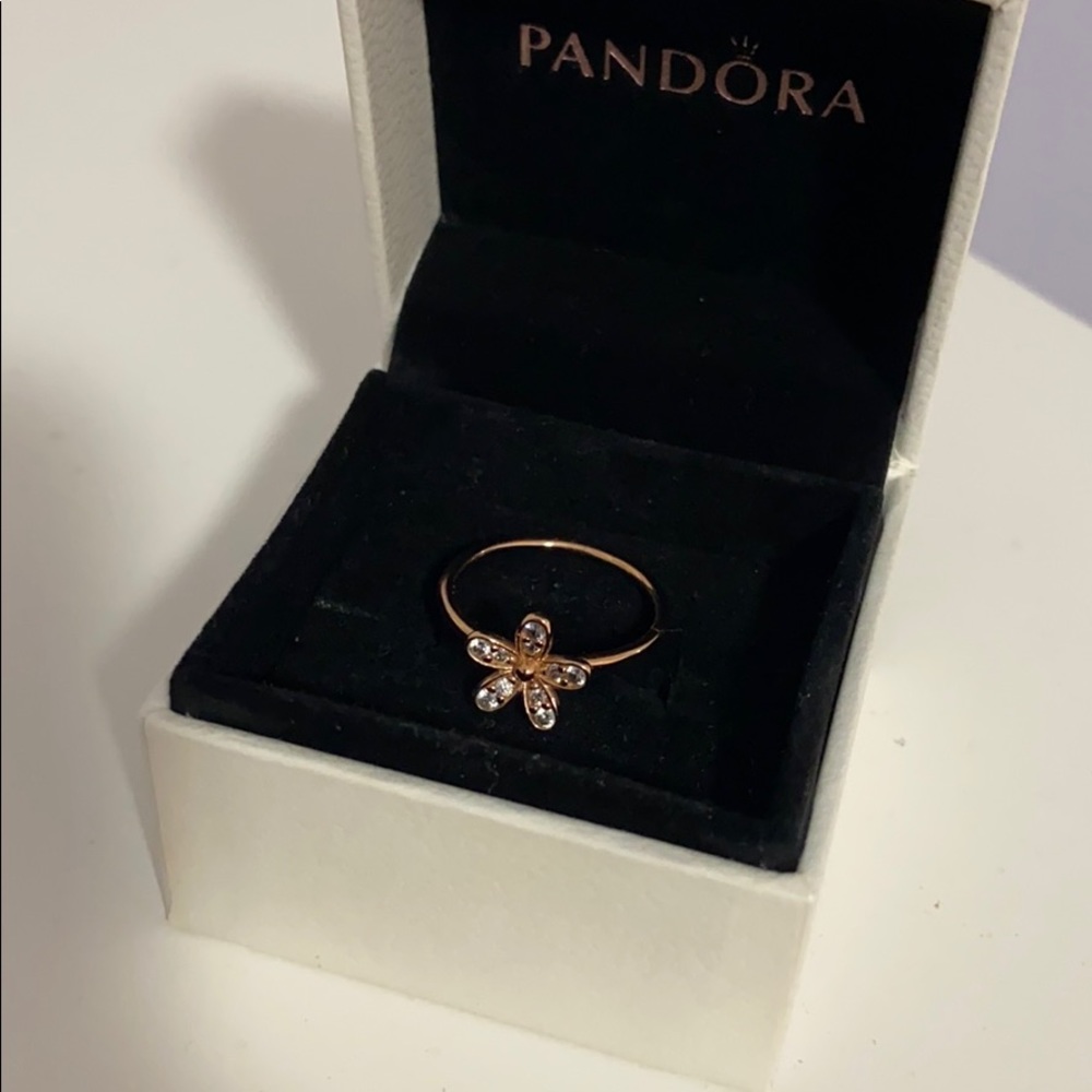 Rose Gold Daisy Pandora Ring